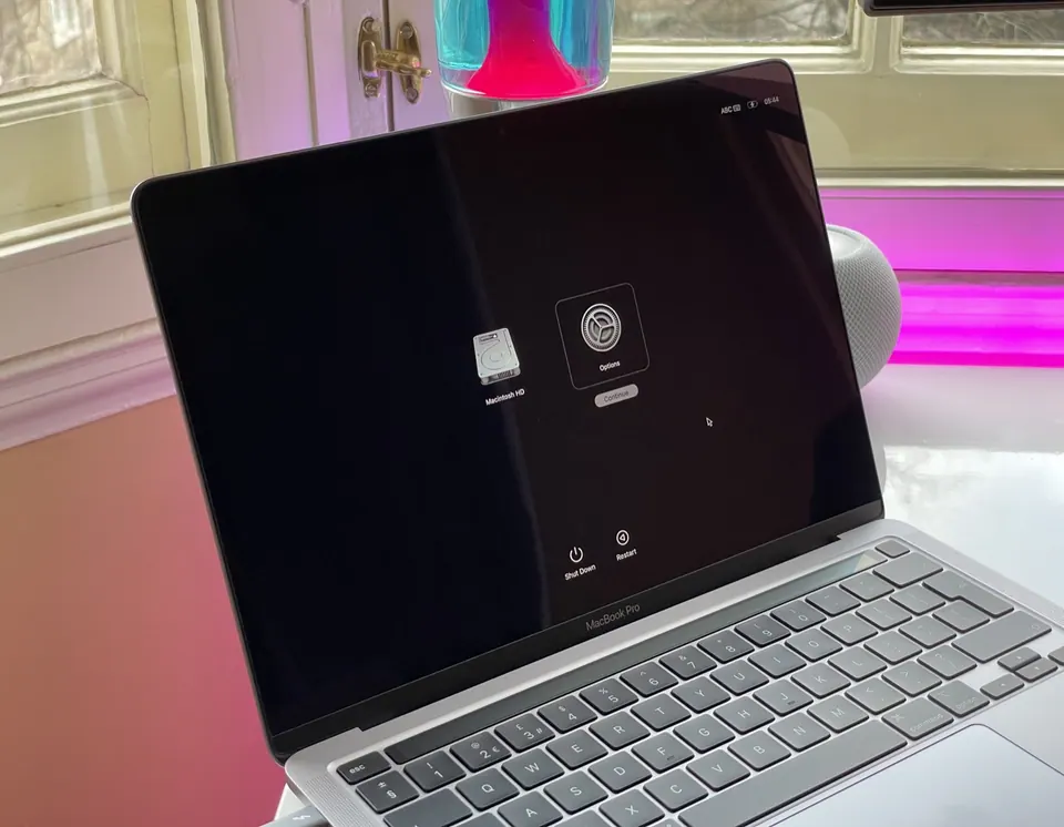 Cách vào Recovery Mode MacBook M1, M2, Intel và Safe Mode