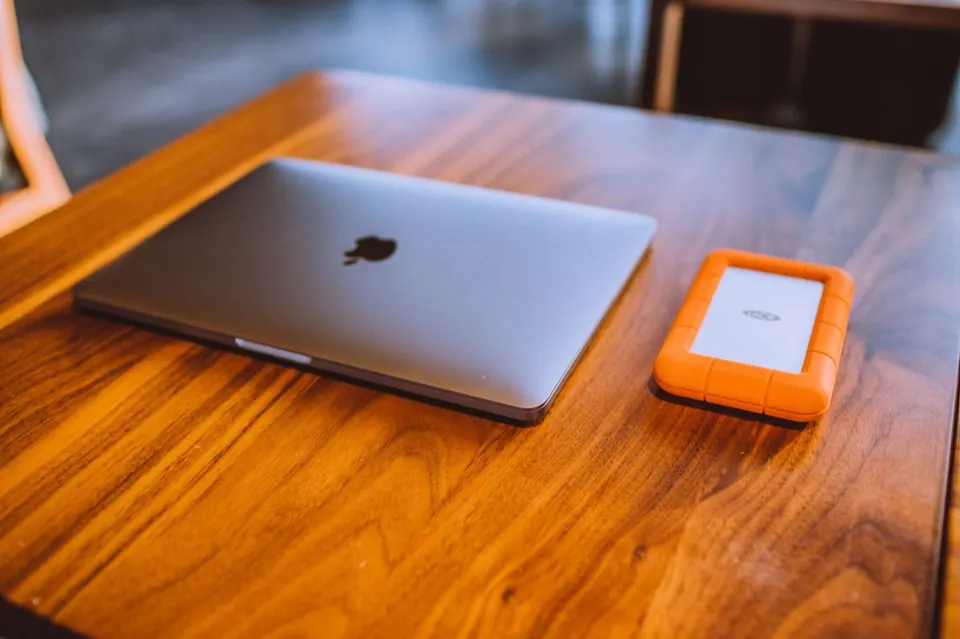 MacBook không nhận USB, ổ cứng ngoài: cách sửa nhanh