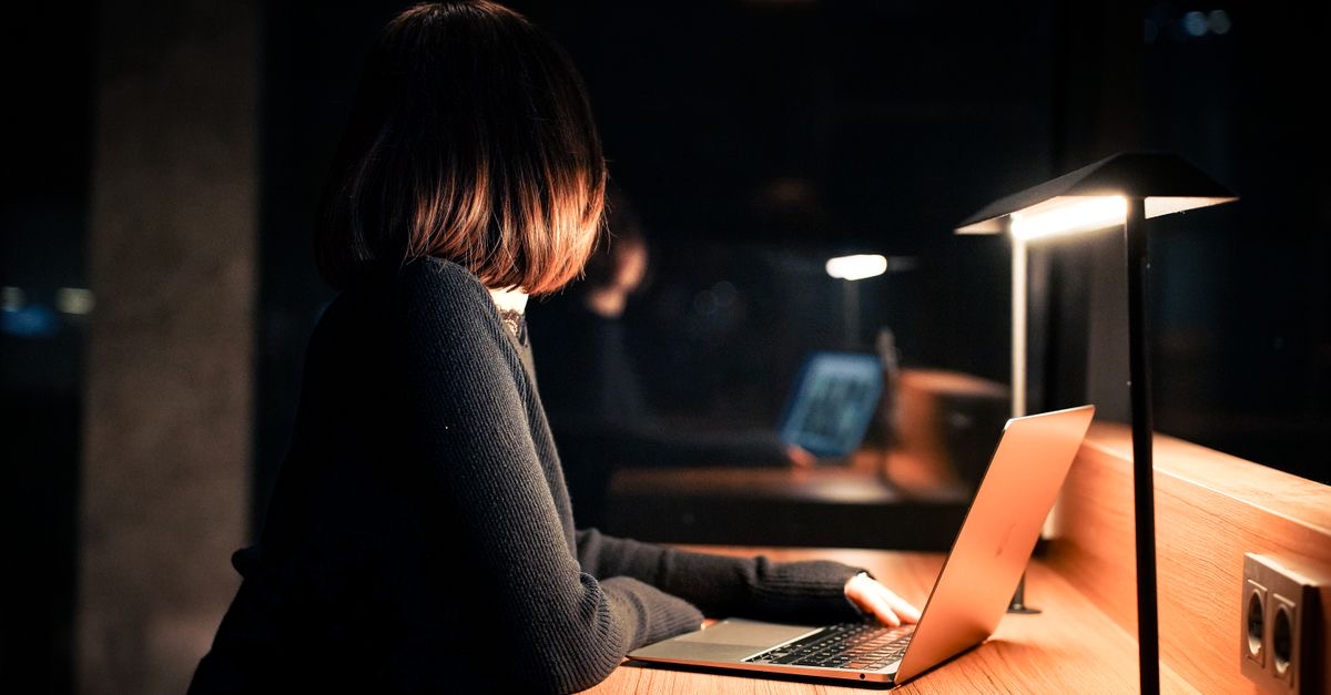 Cách bật Dark Mode trên Mac và hẹn giờ tự động