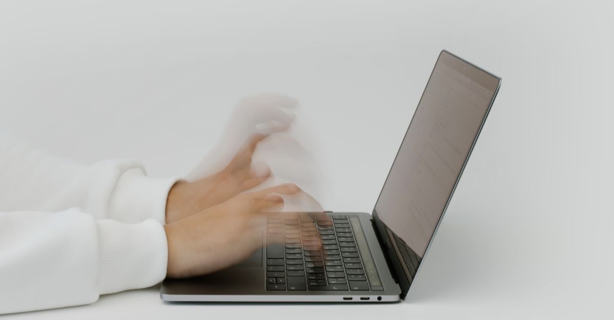 Tăng tốc MacBook chạy nhanh hơn