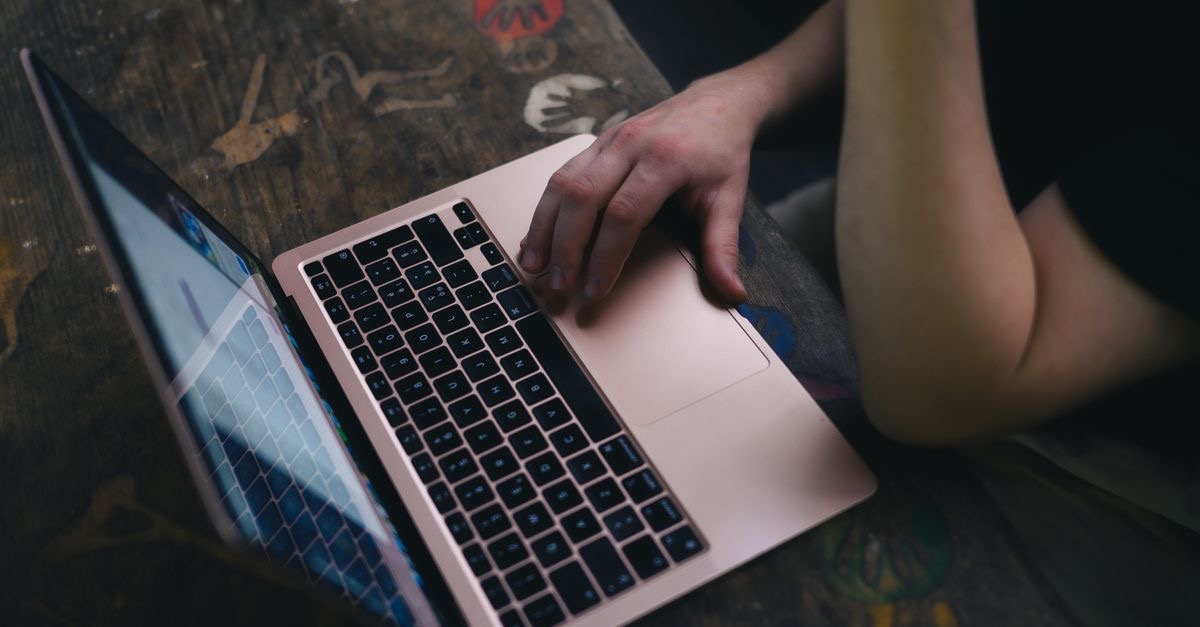 Cách chia đôi màn hình Mac với Split View