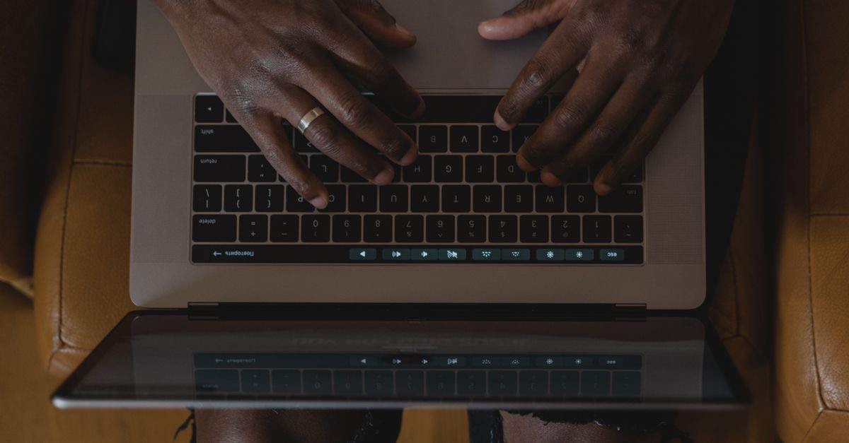 15 cử chỉ trackpad MacBook hữu ích nên dùng