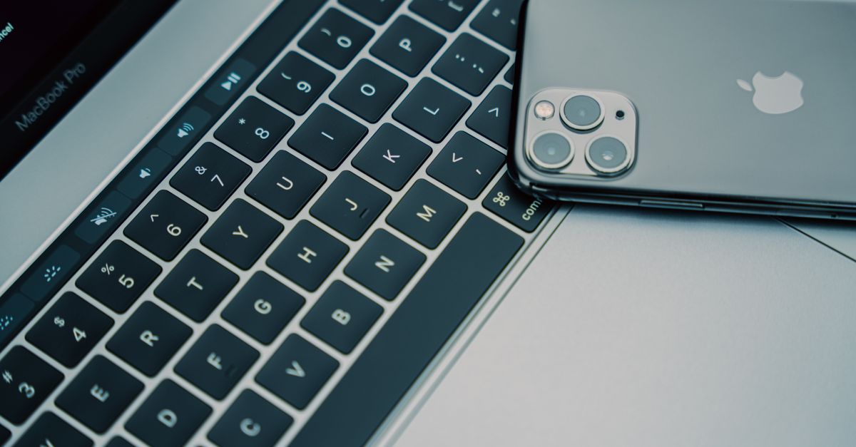 MacBook chạy chậm? 10 cách tăng tốc hiệu quả