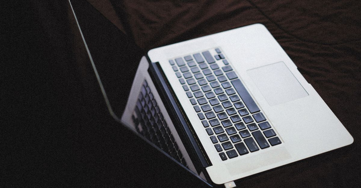 Cẩm nang tiết kiệm pin & giữ MacBook bền cho người mới