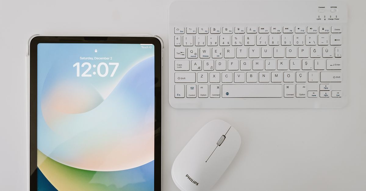 Cách kết nối bàn phím & chuột Bluetooth với Mac