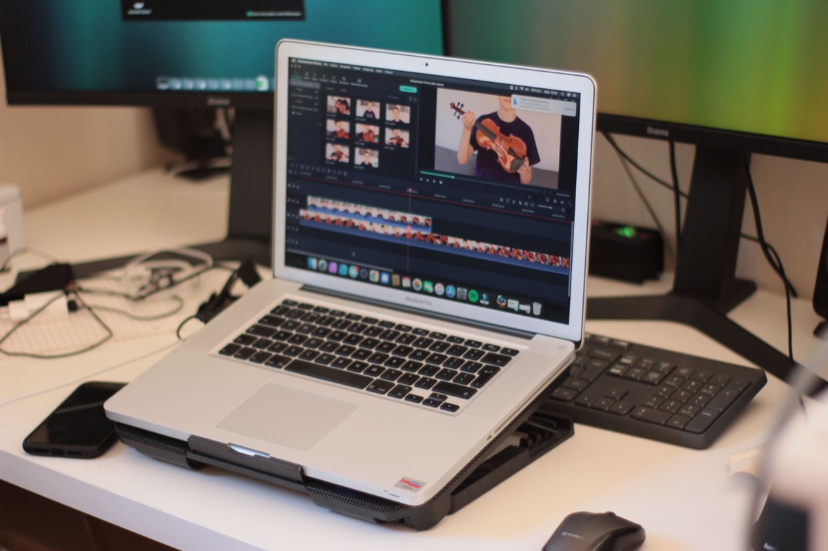 Top 5 phụ kiện không thể thiếu khi sử dụng MacBook