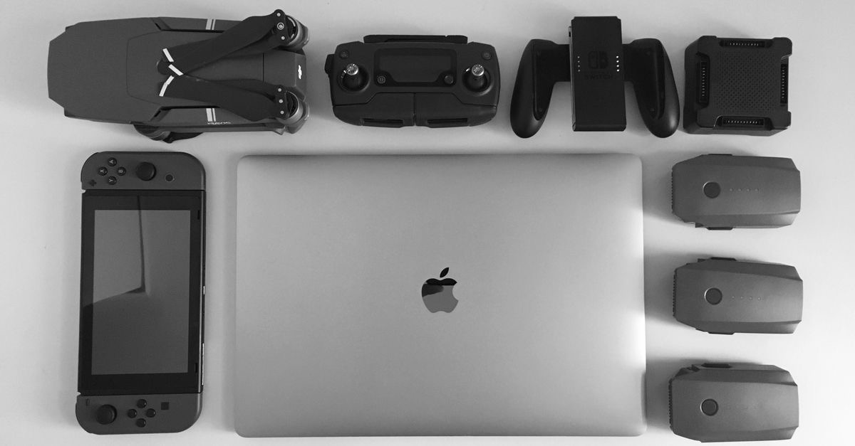Vì sao MacBook chip Apple pin lâu vượt trội? Giải mã 'phép màu' thời lượng pin