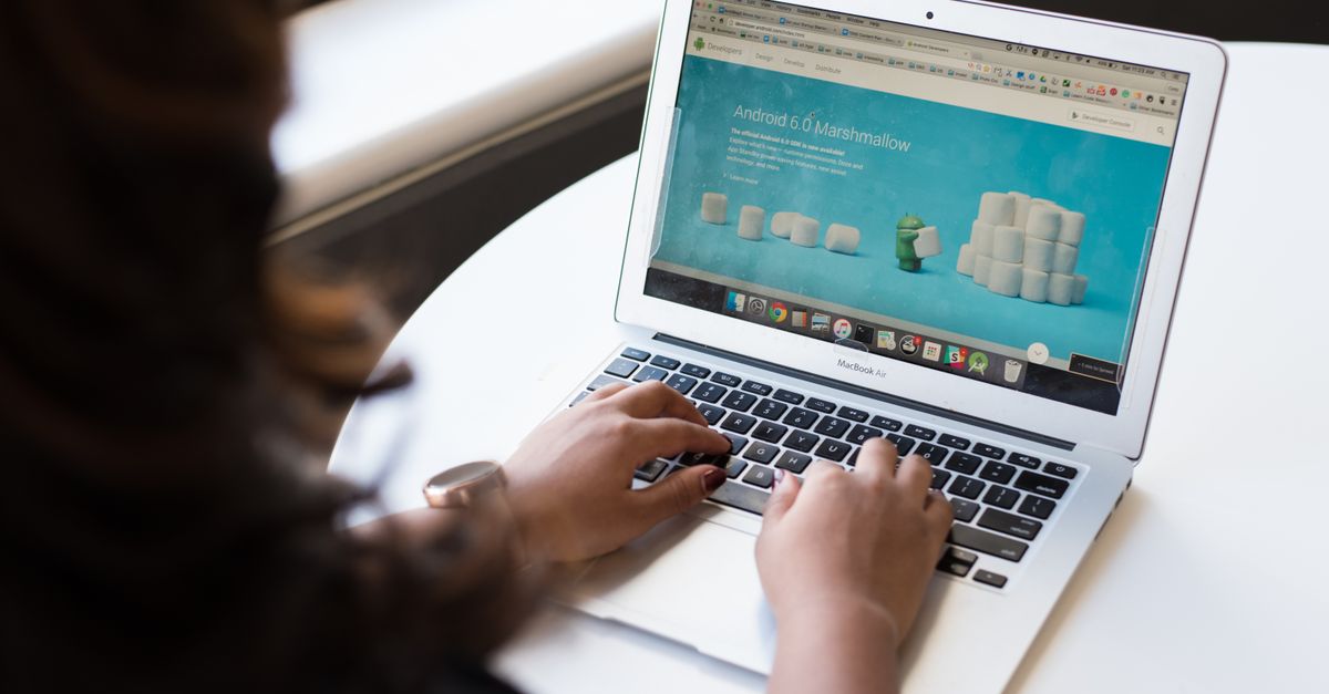 Cách xoá lịch sử, cookie & cache Safari trên Mac
